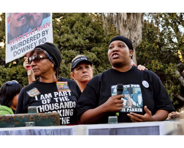 Los Angeles, relatives of Dante Parker, murdered by police. Photo: mc/photo