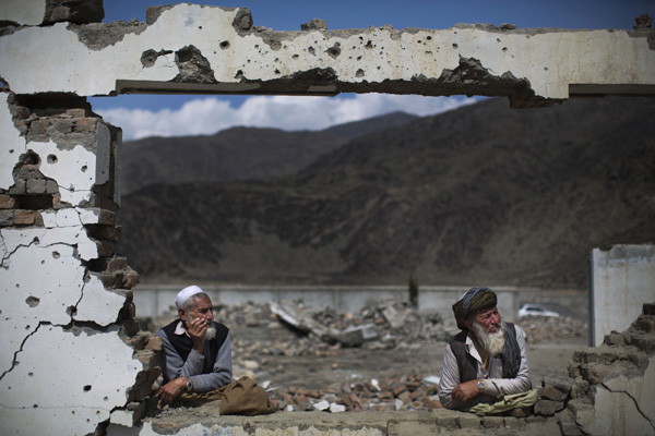Destruction by a U.S. air strike in Afghanistan, 2013.