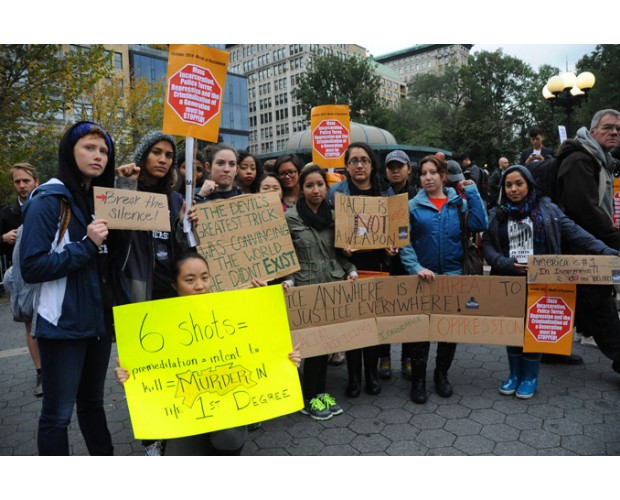 Contingente de estudiantes de la Universidad de Columbia, Ciudad de Nueva York. Foto: Revolución/revcom.us