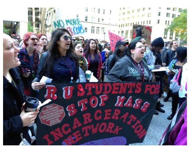 Chicago: Contingent from Roosevelt University, where some 100 students walked out to join hundreds of other protesters at Daley Plaza. Photo: Twitter/@worldcantwait