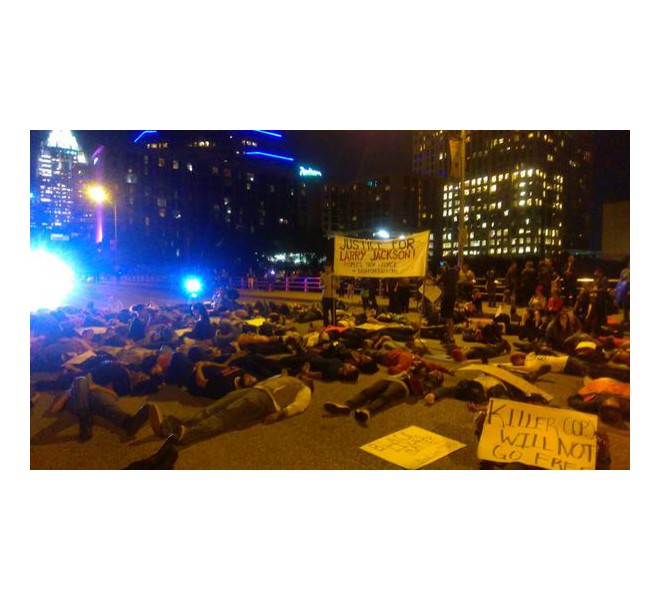 Austin, TX Congress Bridge die-in. Photo: Twitter