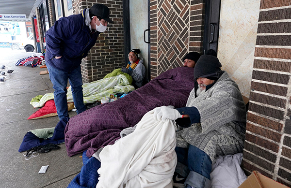 pastor invites homeless to warming shelter