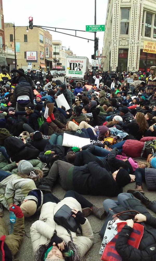 “Black Friday” in Chicago—Black Lives Matter!