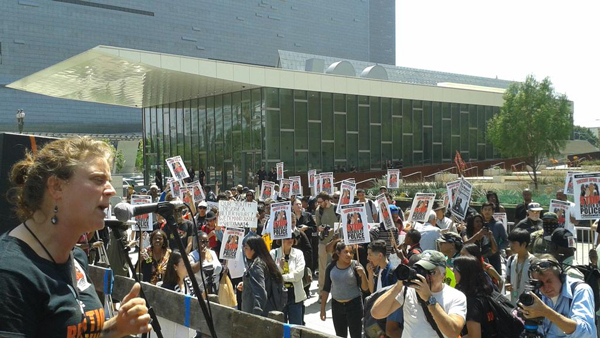 Los Angeles, at LAPD Headquarters