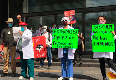 Healthcare Workers Protest Against Lack of Equipment, Medical Care and ...