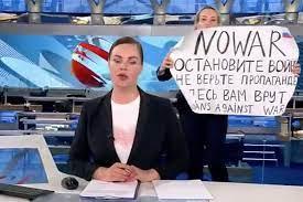 Marina Ovsyannikova, Russian TV editor, courageously protesting the Ukraine invasion on air.
