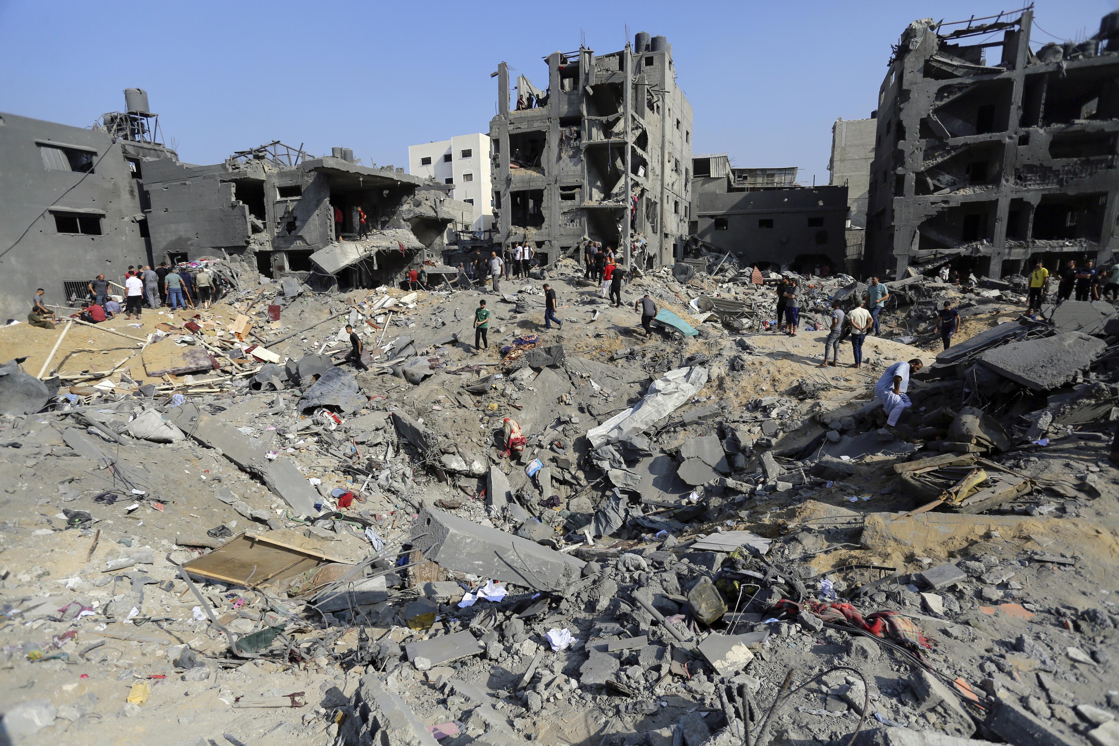 Bombing of Jabalia Refugee Camp in Gaza by Israeli Army, November 1, 2023