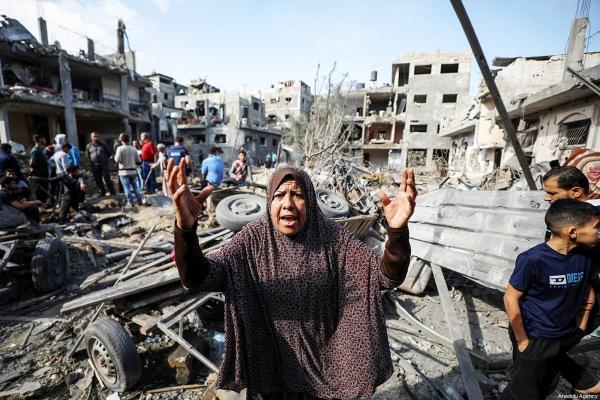 Palestinian woman expresses anger at massive carnage caused by Israeli airstrike.