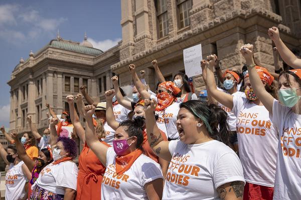 Pro abortionists protest on steps of Austin capitol.