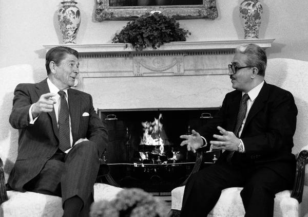 Iran Iraq war: Reagan meets with Tariq Aziz, representative of Saddam Hussein.