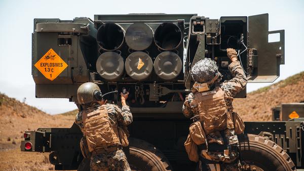Marines load HIMARS, weaponry sent to Ukraine.