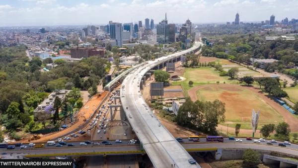 Nairobi, Kenya: 17-mile China constructed road.