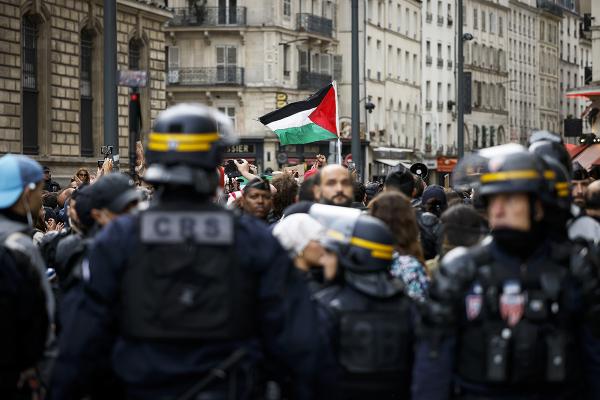  Paris, France: Pro-Palestinian demonstration, October 14, 2023.