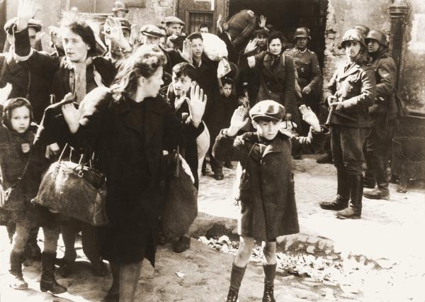 1943 Jews removed from bunkers in Warsaw