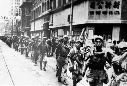 People's Liberation Army troops enter Shanghai, May 25, 1949.