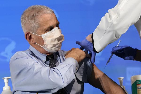 Anthony Fauci receives a COVID-19 vaccine shot at the National Institutes of Health, December 22, 2020.