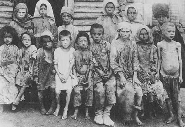 3-1920-22-famine-in-Russia-600px.jpg