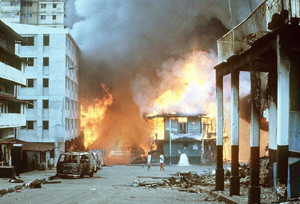 3-Panama_clashes_1989-600.jpg