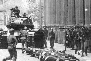 Sep_11_1973-A-Military-coup-backed-by-USA-in-Chile-600px.jpg