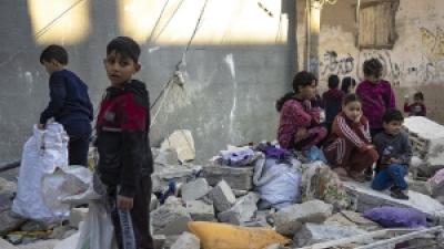 Children in wreckage, Gaza