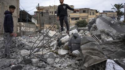 Rafah, Gaza, sole survivor on debris from Israeli airstrike meant to rescue hostages.