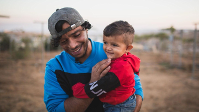 Awdah Hathaleen and his son