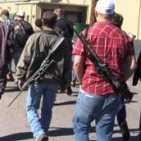 Four men in Texas walking openly carrying weapons