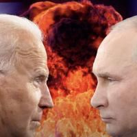 Biden and Putin with nuclear cloud in background