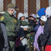 Migrants seeking asylum at the El Paso, Texas/Ciudad Juarez, Mexico border, December 21, 2022.