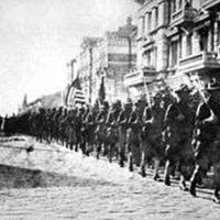 2-American_troops_in_Vladivostok_1918-600px.jpg